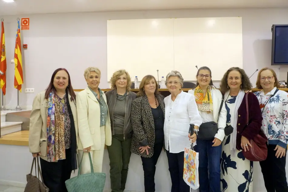 Día de las escritoras, celebración coorganizada por BNE, FEDEPE y CYM, participó la Colectiva Portal de Igualdad en el Acto que tuvo lugar el 15 de octubre en el Museo de la Ciudad de Valencia.