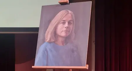 LAS MUJERES EN SU SITIO